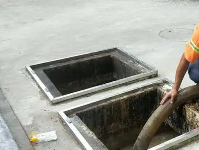 金水化粪池清理